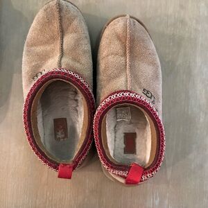 Ugg Tazz Platform Slippers